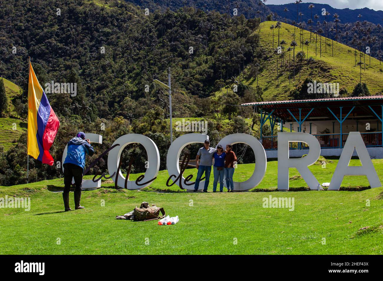 SALENTO, COLOMBIE - JUILLET 2021.Touristes visitant la belle vallée de Cocora situé à Salento dans la région de Quindio en Colombie Banque D'Images