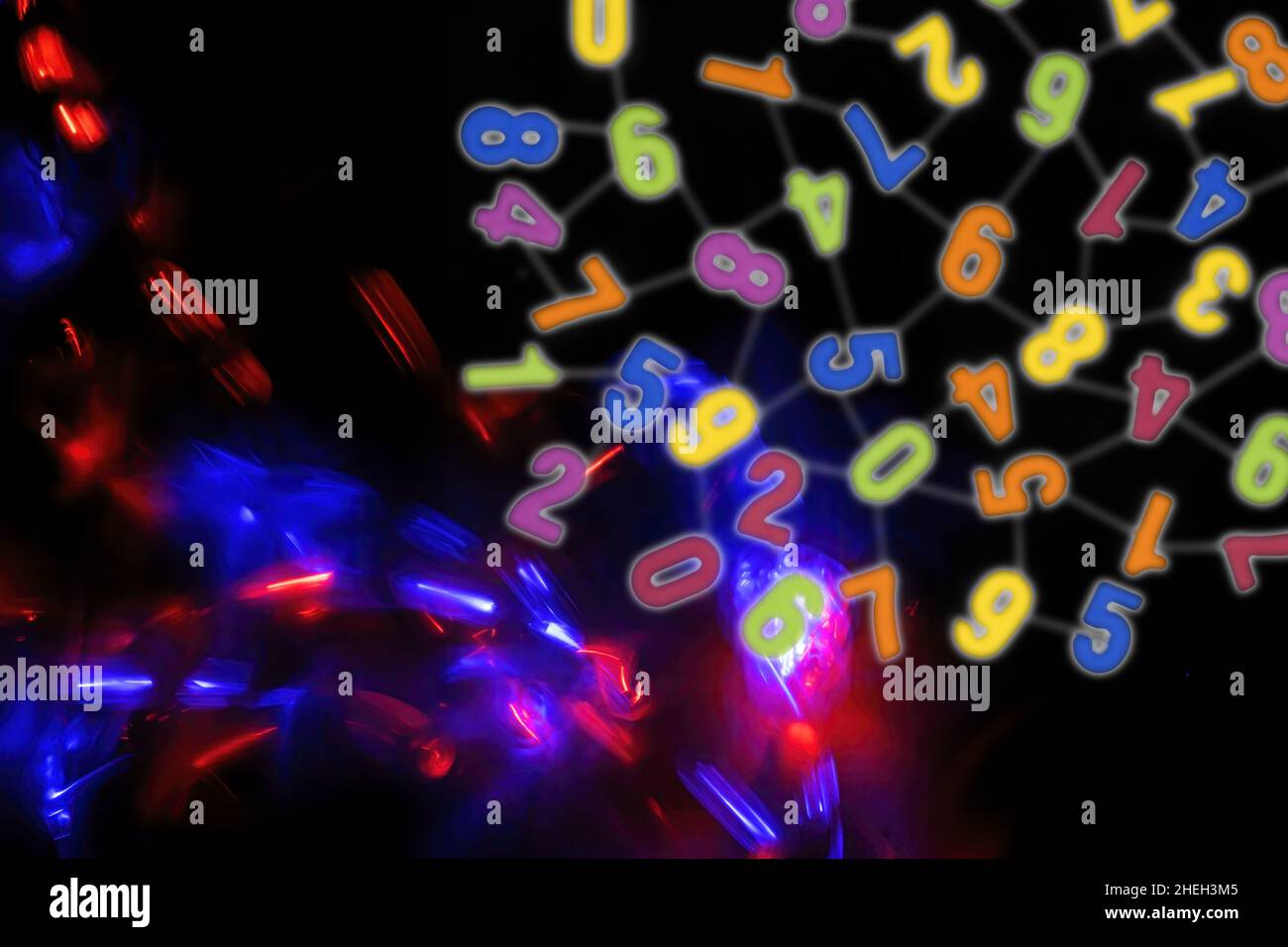 Multitude de nombres de différentes couleurs sur fond noir, concept de pseudoscience de la numérologie Banque D'Images