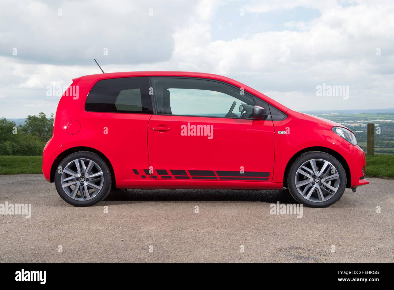 2016 PLACES Mii FR Line Espagnol sous-compacte voiture à hayon Banque D'Images