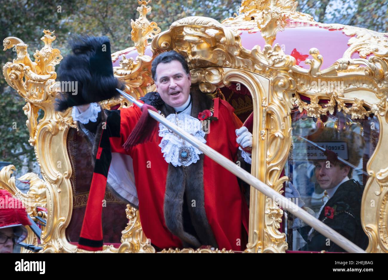 Vincent Keaveny, 693rd Lord Mayor of London dans son entraîneur d'État lors de son inauguration, Lord Mayor's Show, City of London Financial district, 2021 Banque D'Images