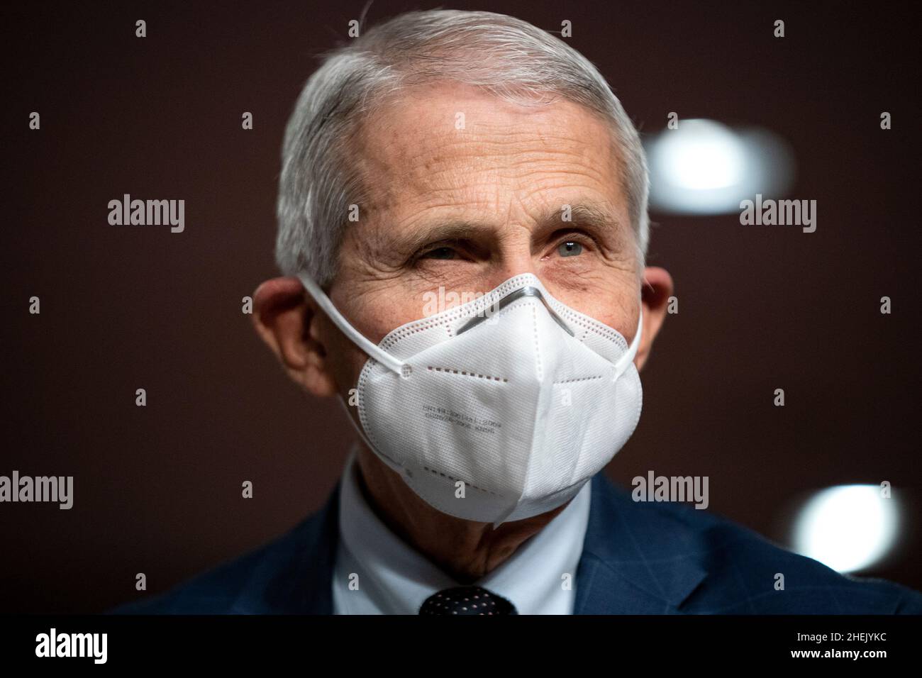 Washington, États-Unis.11th janvier 2022.Le Dr Anthony Fauci, conseiller médical en chef de la Maison-Blanche et directeur du NIAID, est vu devant un Sénat Santé, éducation, travail,Et audience du Comité des pensions pour examiner la réponse fédérale à la COVID-19 et aux nouvelles variantes émergentes le mardi 11 janvier 2022 à Capitol Hill à Washington, DC (photo de Greg Nash/Pool/Sipa USA) crédit: SIPA USA/Alay Live News Banque D'Images