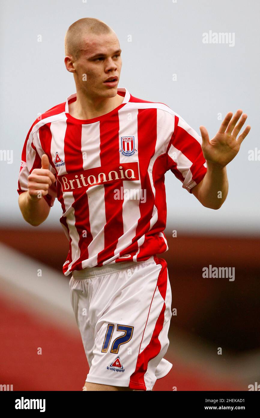 Photo du dossier datée du 19-01-2008 de Ryan Shawcross, Stoke City.L'ancien capitaine de Stoke, Ryan Shawcross, a annoncé sa retraite.Date de publication : le mardi 11 janvier 2022. Banque D'Images