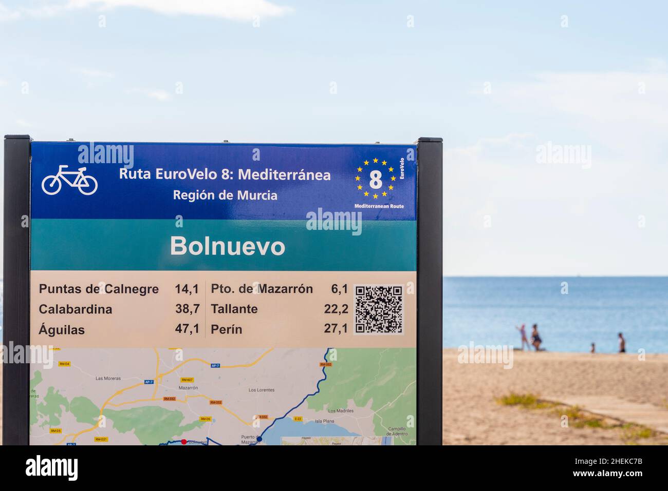 Ruta EuroVelo 8, Bolnuevo, près de Puerto de Mazarron, région de Murcie, Espagne.Ville côtière méditerranéenne.Route méditerranéenne Banque D'Images