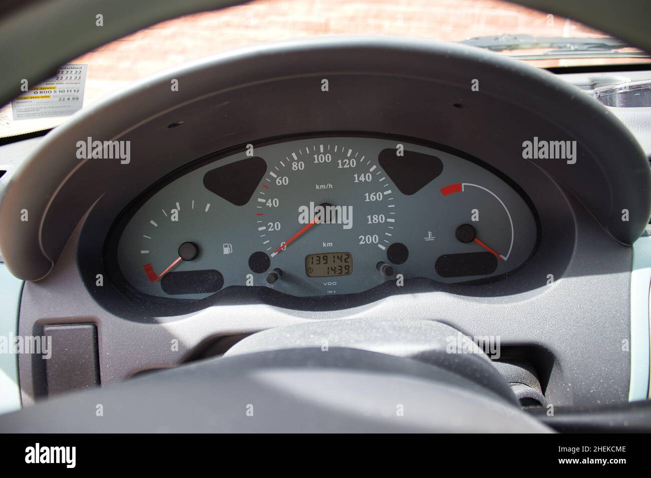 Tableau de bord d'une Nissan Micra Banque D'Images