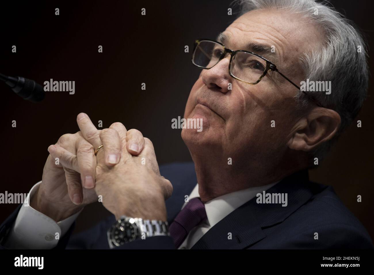 Washington, États-Unis.11th janvier 2022.Jerome Powell, nommé président du Conseil des gouverneurs de la Réserve fédérale, témoigne d'une audience de confirmation des affaires bancaires, du logement et des affaires urbaines au Sénat à Capitol Hill, à Washington, DC, le mardi 11 janvier 2022.Photo de piscine par Brendan Smitalowski/UPI crédit: UPI/Alay Live News Banque D'Images