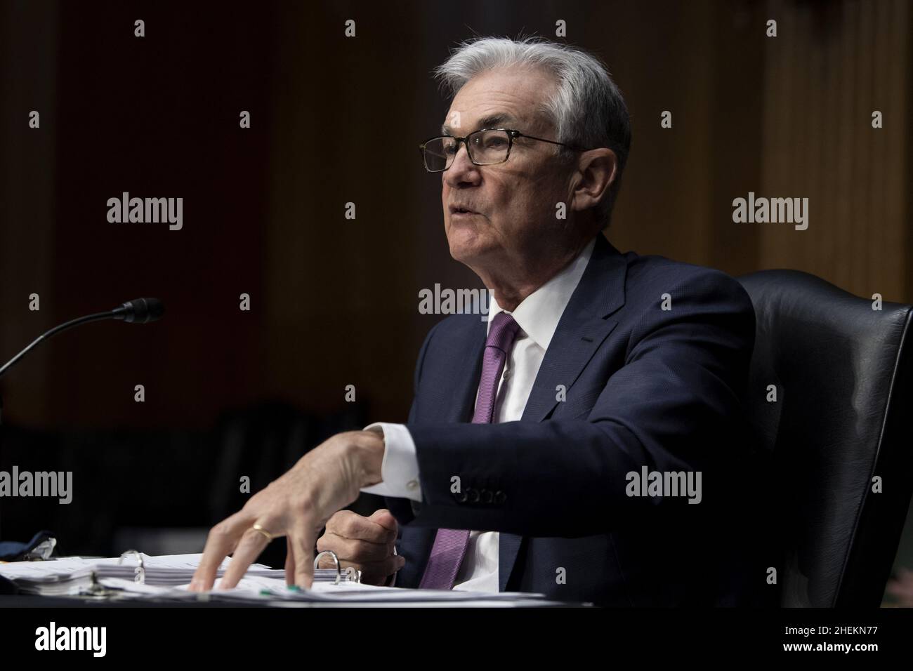 Washington, États-Unis.11th janvier 2022.Jerome Powell, nommé président du Conseil des gouverneurs de la Réserve fédérale, témoigne d'une audience de confirmation des affaires bancaires, du logement et des affaires urbaines au Sénat à Capitol Hill, à Washington, DC, le mardi 11 janvier 2022.Photo de piscine par Brendan Smitalowski/UPI crédit: UPI/Alay Live News Banque D'Images