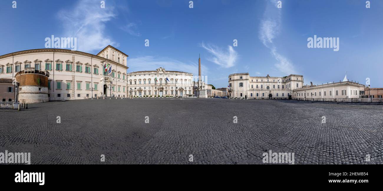 La Piazza del Quirinale avec le Palais Quirinal et la Fontaine de Dioscuri à Rome, Latium, Italie Banque D'Images