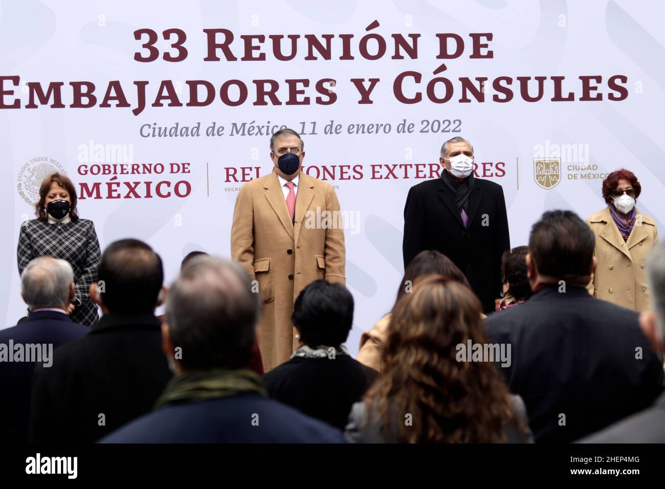 Non exclusif : MEXICO, MEXIQUE - 11 JANVIER 2022 : le ministre mexicain des Affaires étrangères, Marcelo Ebrard, et le secrétaire mexicain à l'intérieur, Adán Banque D'Images
