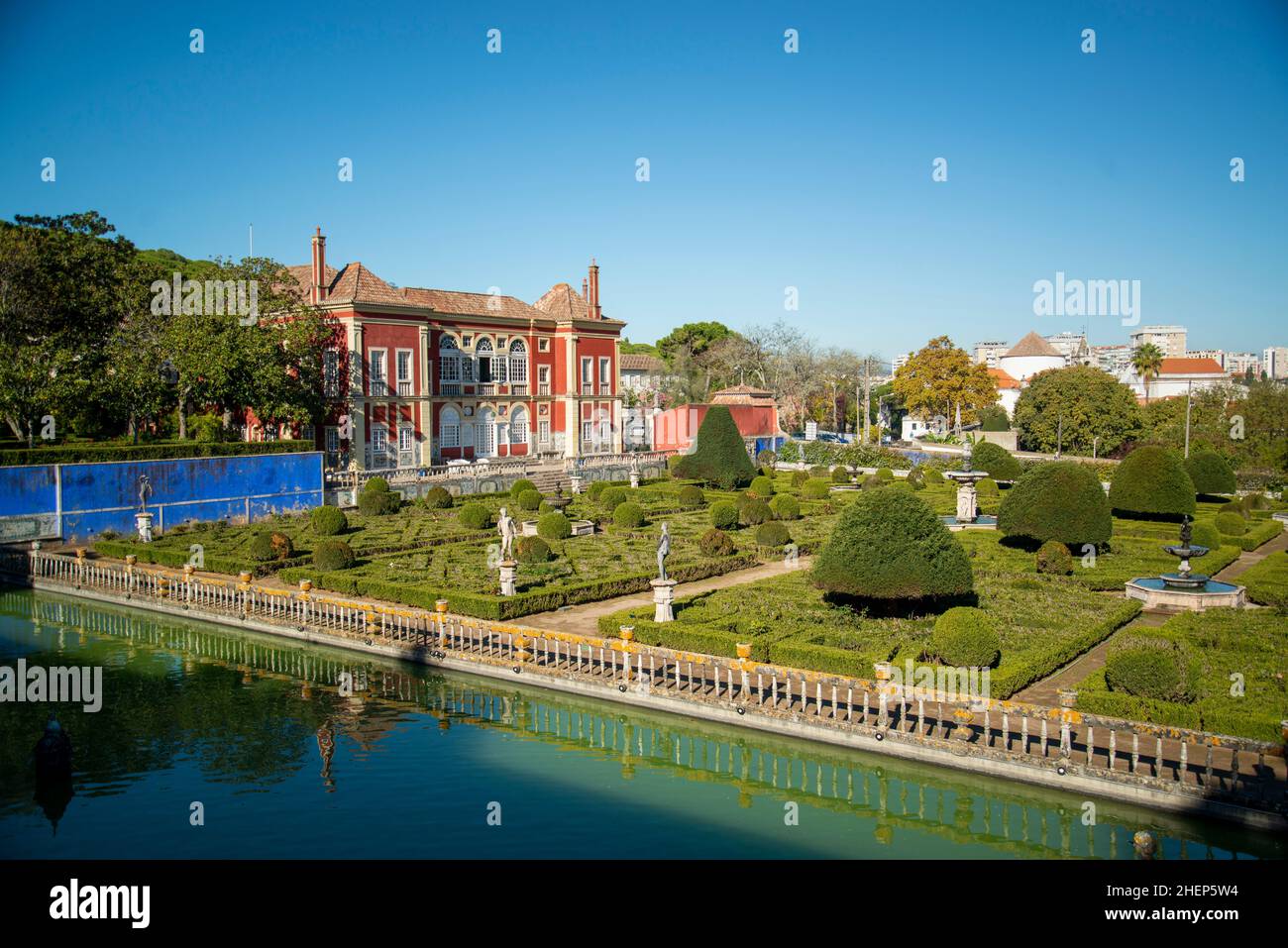 Azulejos à la Maison et le jardin du Palacio Fronteira à Benfica dans la ville de Lisbonne au Portugal.Portugal, Lisbonne, octobre 2021 Banque D'Images