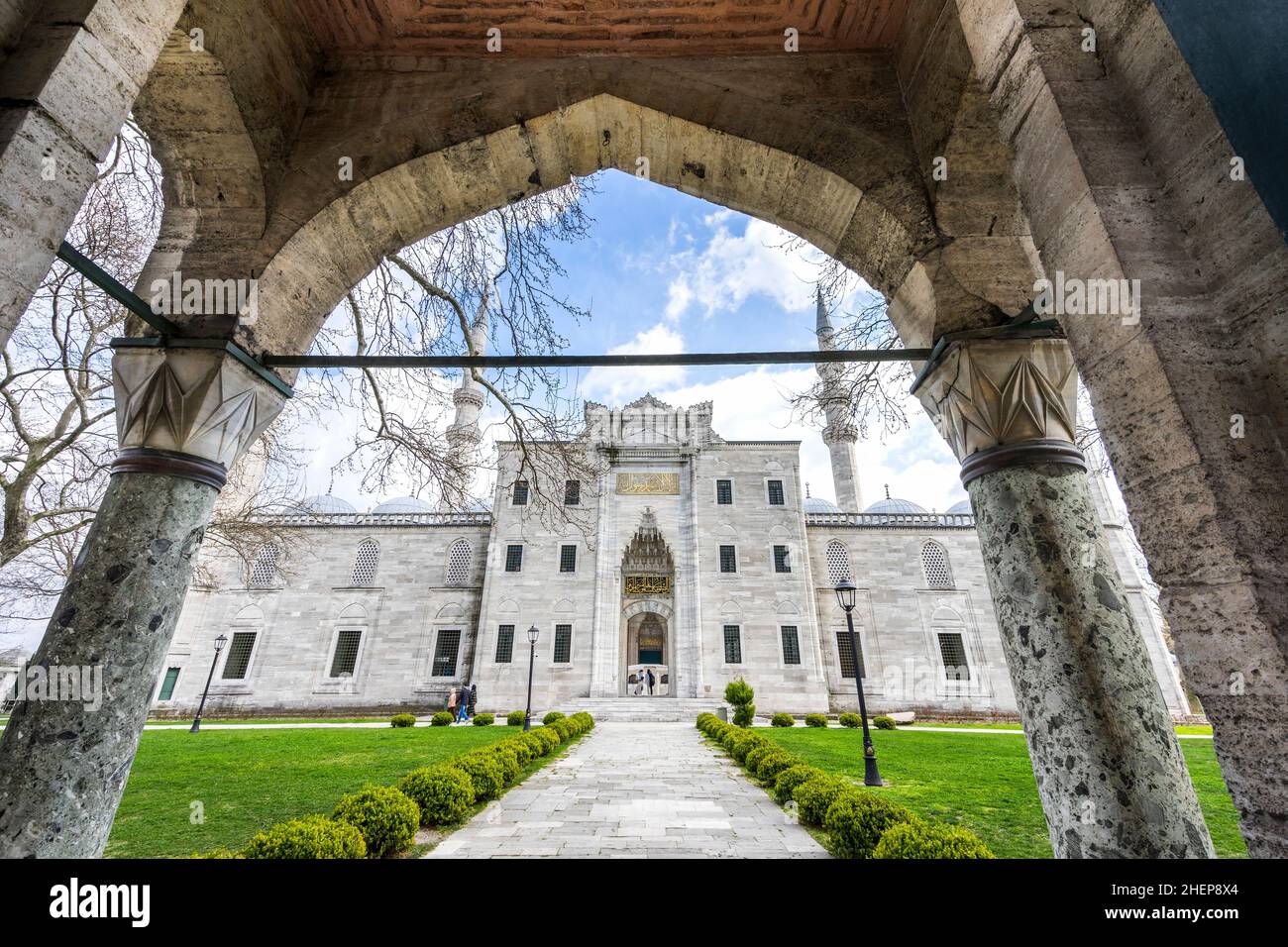 Vue panoramique sur la mosquée Suleymaniye.La mosquée Suleymaniye construite au sommet de la troisième colline historique d'Istanbul est l'une des plus grandes mosquées du c Banque D'Images