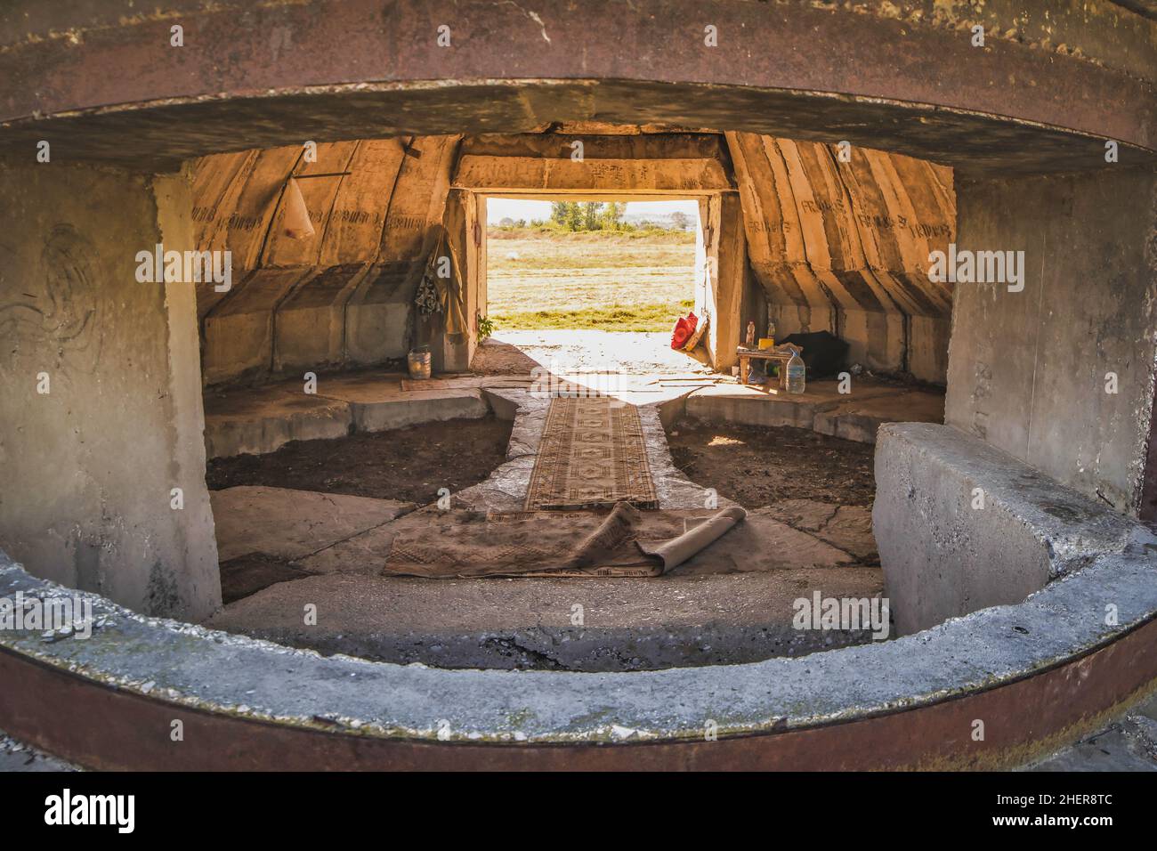 près de l'intérieur du bunker de l'extérieur Banque D'Images