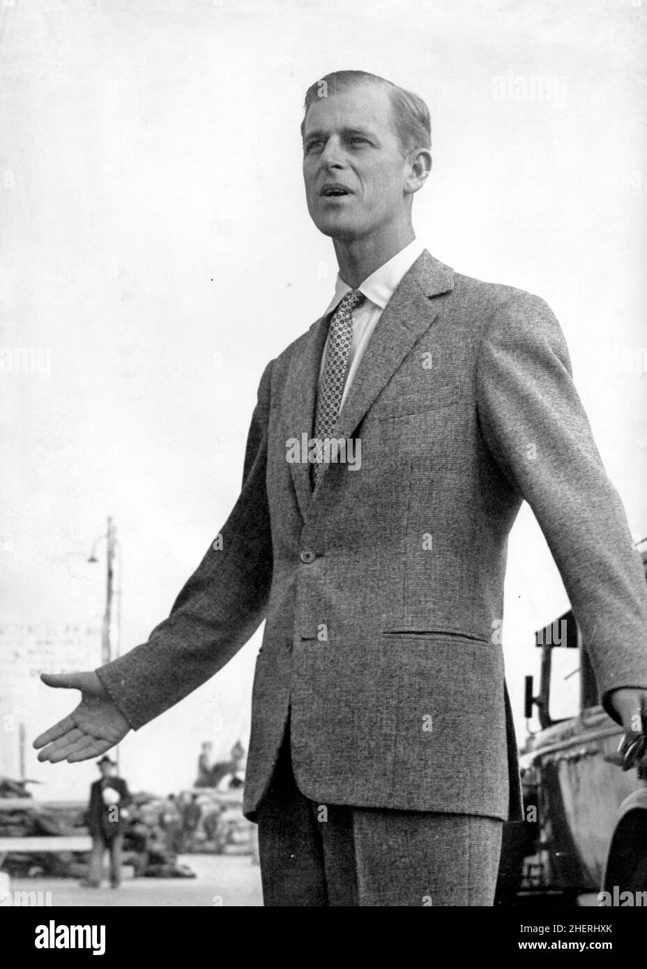 Déc 1949 - Sanremo, Italie - PRINCE PHILIP, duc d'Édimbourg, gestes en visite en Italie.Crédit : Keystone Press Agency/ZUMA Wire/Alay Live News Banque D'Images