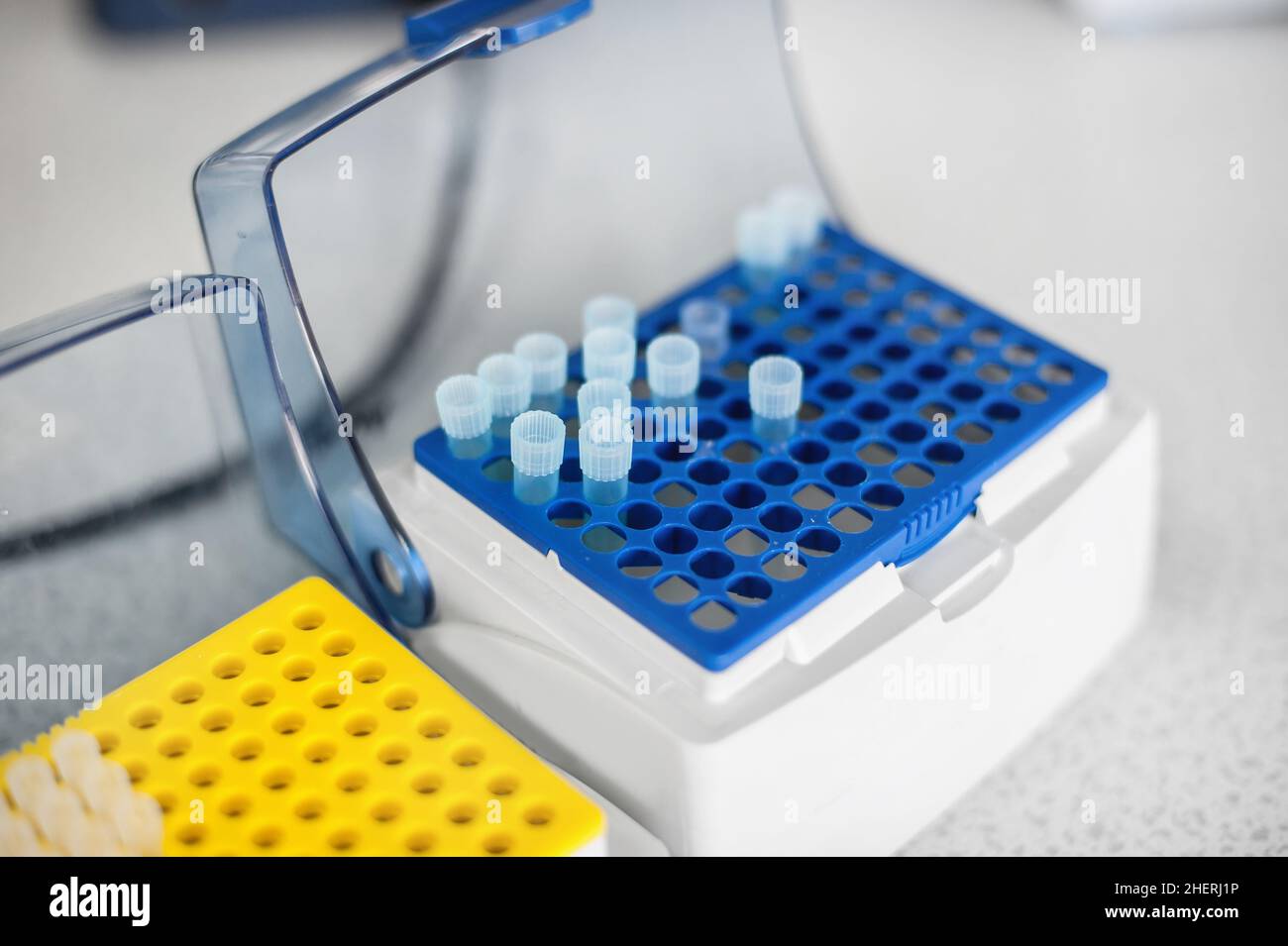 Matériel de laboratoire médical ou scientifique Photo Stock - Alamy