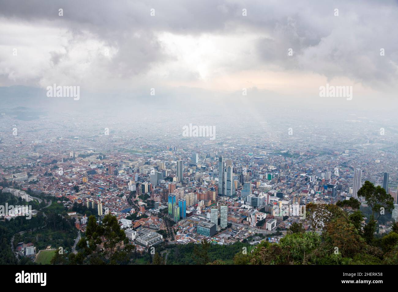 Paysage urbain du centre de Bogota, capitale de la Colombie, Amérique du Sud. Banque D'Images