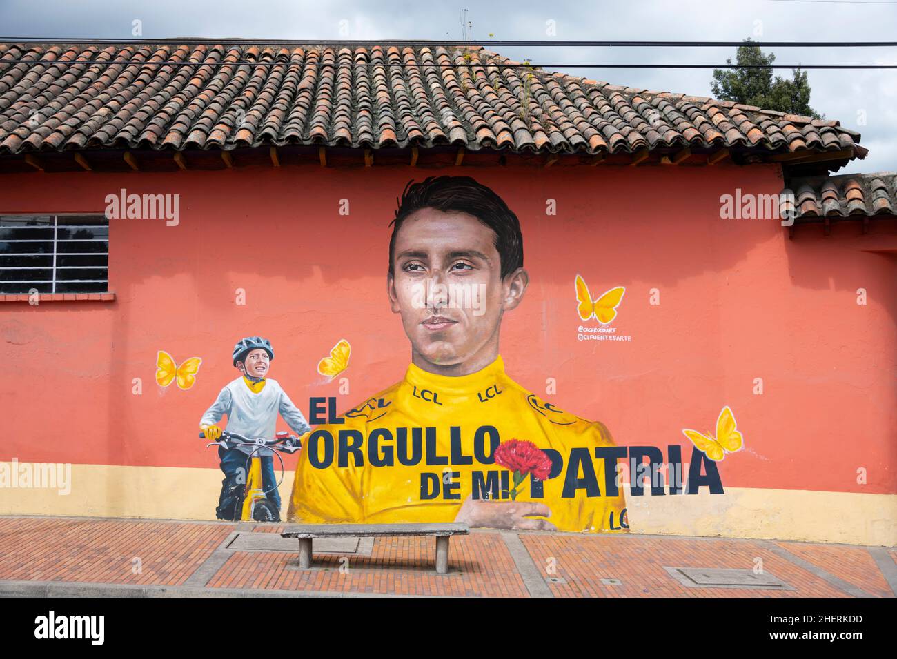 Egan Bernal Mural Street Art sur un mur à Zipaquira, Cundinamarca, Colombie, près de Bogota.Célèbre cycliste colombien de Bogota et élevé à Zipaquirá Banque D'Images