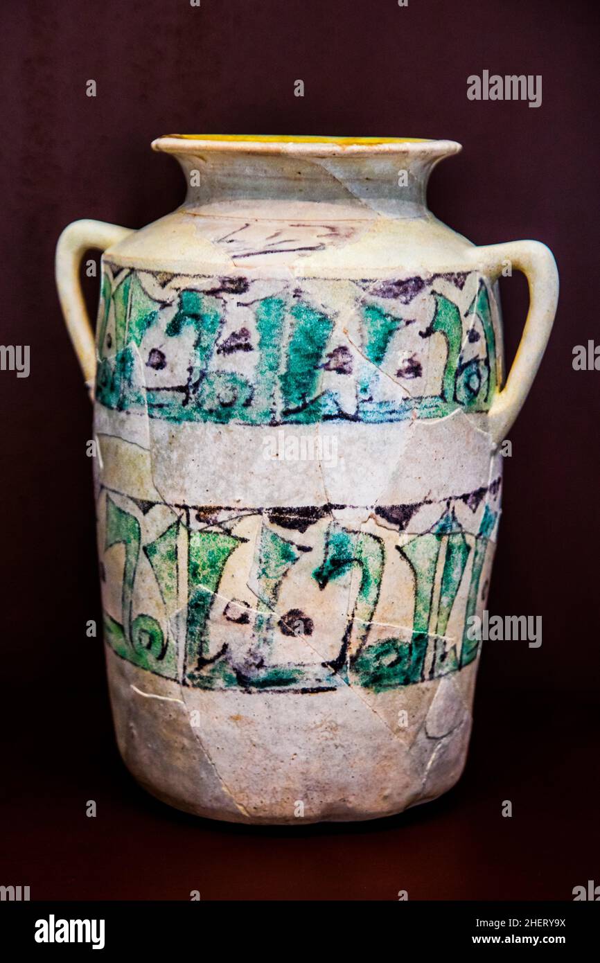 Navire en céramique décoratif, site d'excavation du 10th siècle de la cité du palais de Caliph Abd ar-Rahman III, Medina Azahara, Medina Azahara Banque D'Images