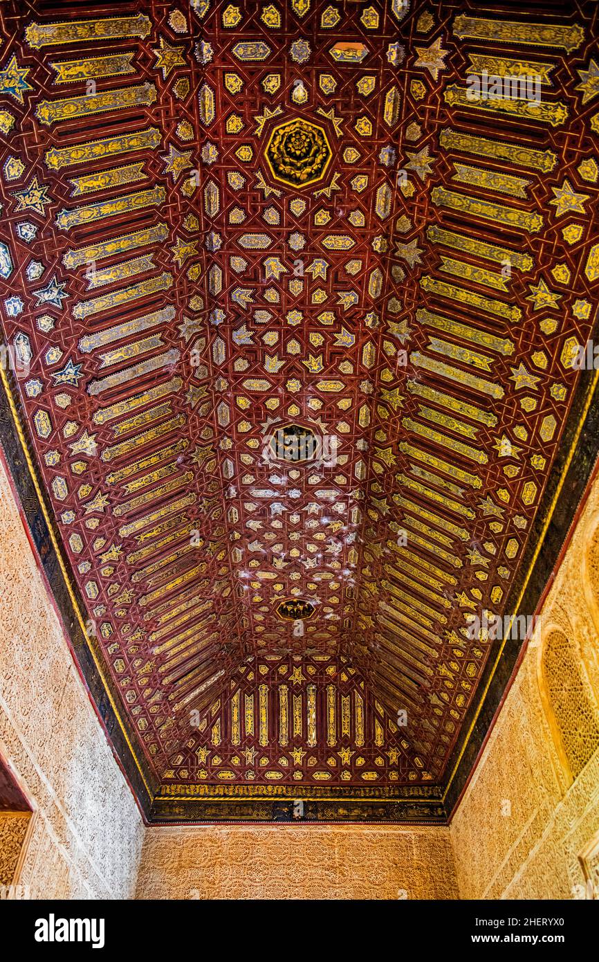 Chambres d'or, Cuarto Dorado, style Mudejar plafond en bois sculpté et peint, Palais Comares, Palais Nasrides, Alhambra, Grenade,Grenade, Andalousie Banque D'Images