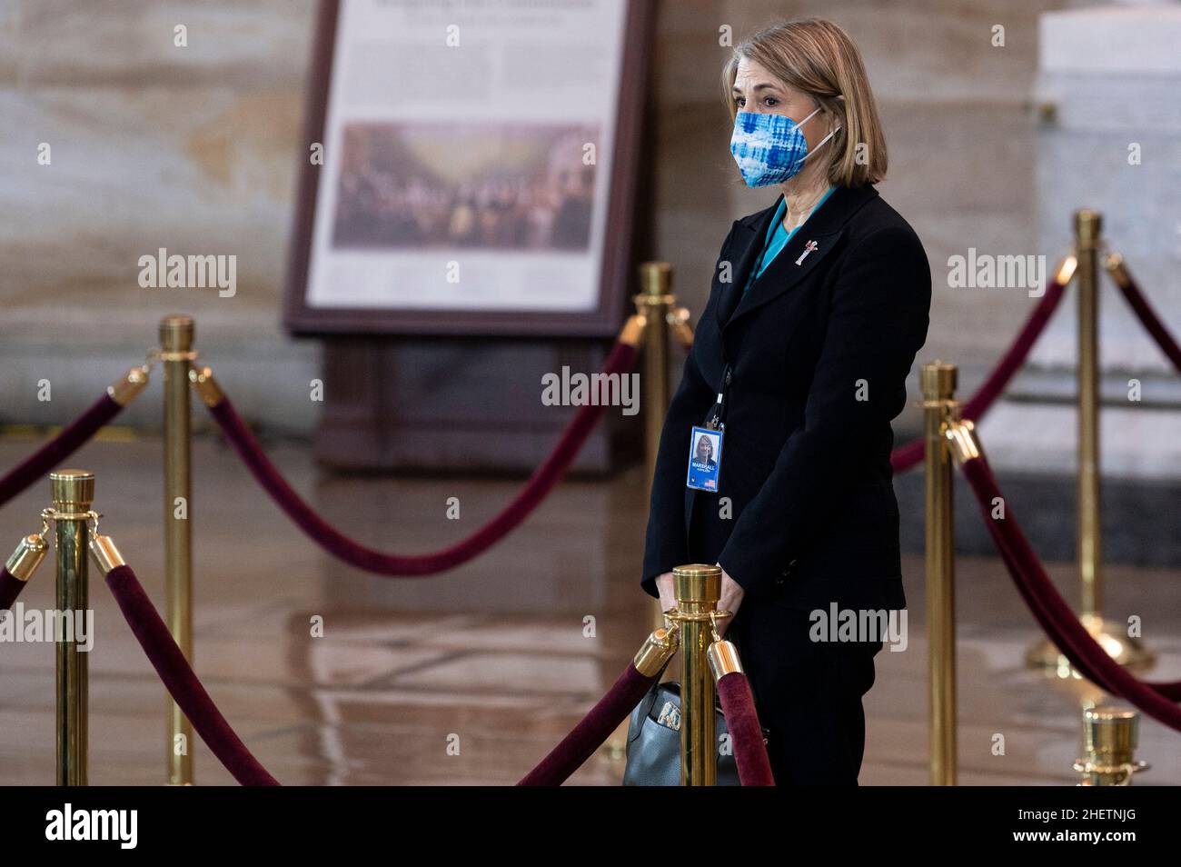 ÉTATS-UNIS - 12 JANVIER : l'ancien lieutenant-gouverneur du Nevada Kathleen Marshall rend hommage à l'occasion de la cérémonie du Congrès de l'ancien chef de la majorité au Sénat Harry Reid, alors qu'il se trouve au Capitole des États-Unis le mercredi 12 janvier 2022.Crédit : Bill Clark/Pool via CNP Banque D'Images