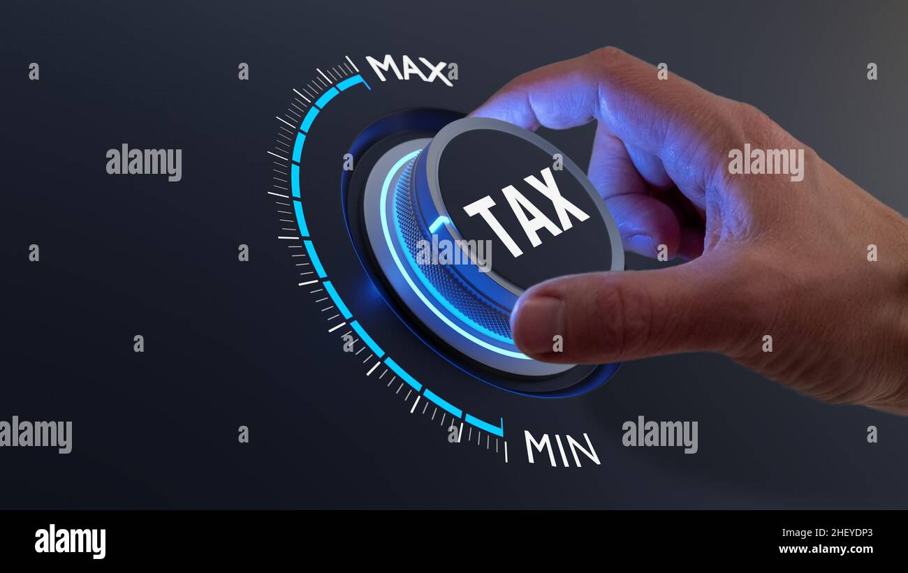 Réduction et déduction fiscales pour les entreprises et les particuliers.Concept avec bouton rotatif manuel sur le taux d'imposition bas.Formulaire de retour, exemptions, primes. Banque D'Images