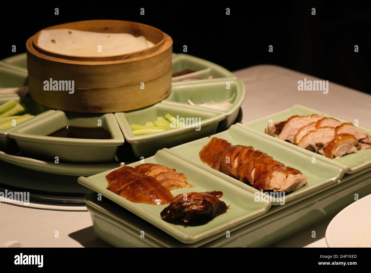 Tranche de canard laqué de Pékin (canard de Pékin).Cuisine chinoise traditionnelle Banque D'Images