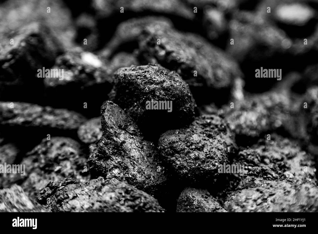 Une photographie plein cadre de charbon, avec une faible profondeur de champ Banque D'Images