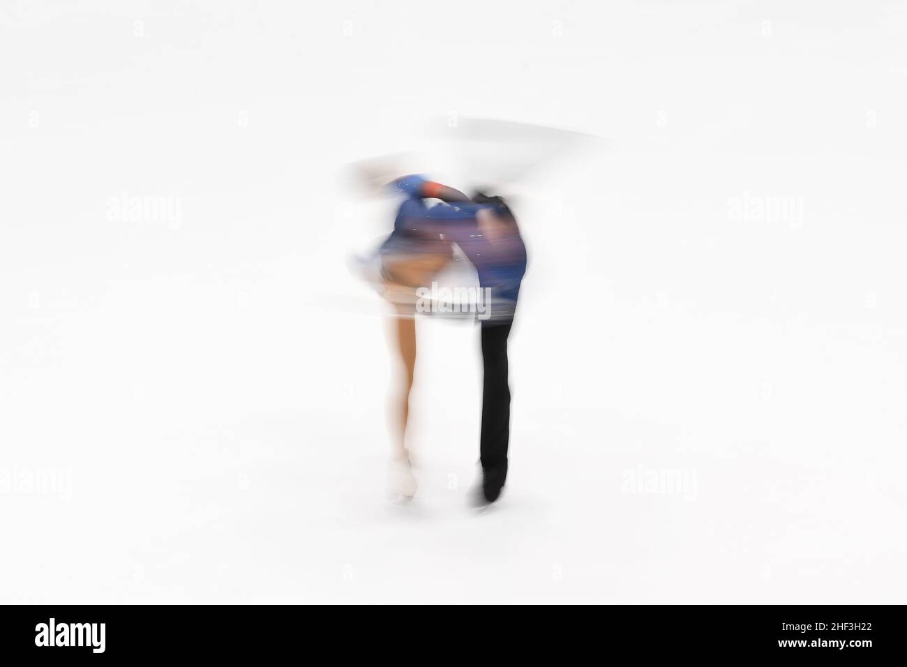 Tallinn, Estonie.Janvier 13 2021 : Ioulia CHTCHETININA et Mark MAGYAR (HUN), pendant le patinage gratuit par paires, aux Championnats européens de patinage artistique 2022 de l'UIP, à la patinoire de Tondiaraba, le 13 janvier 2022 à Tallinn, Estonie.Credit: Raniero Corbelletti/AFLO/Alay Live News Banque D'Images