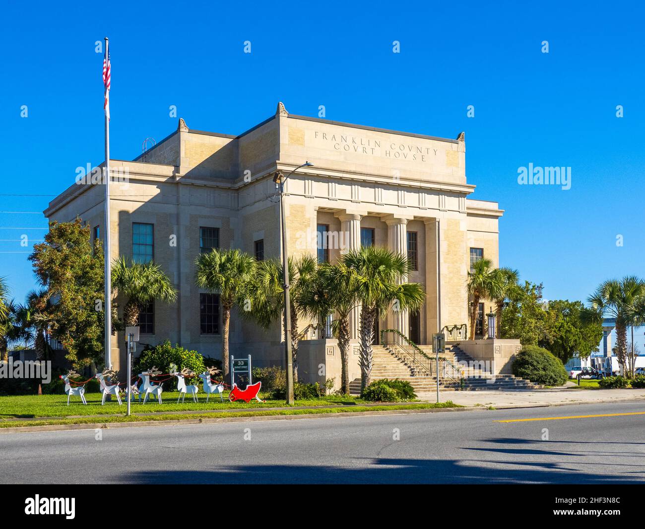 Le palais de justice historique du comté de Franklin construit 1939-40, à Apalachicola dans la zone de panhandle de la Floride USA Banque D'Images