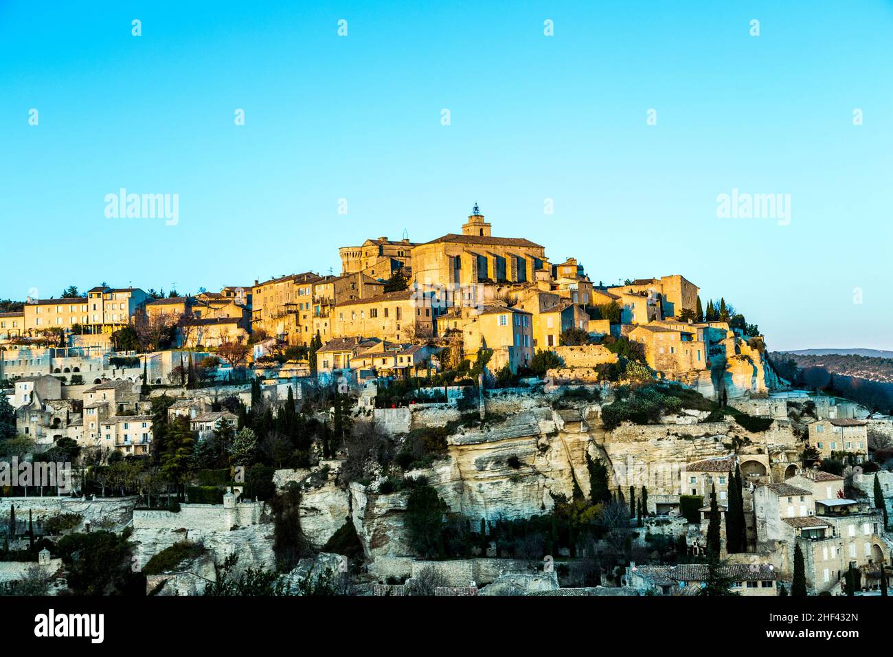 Panorama de la ville médiévale de Gordes, Provence. France Banque D'Images