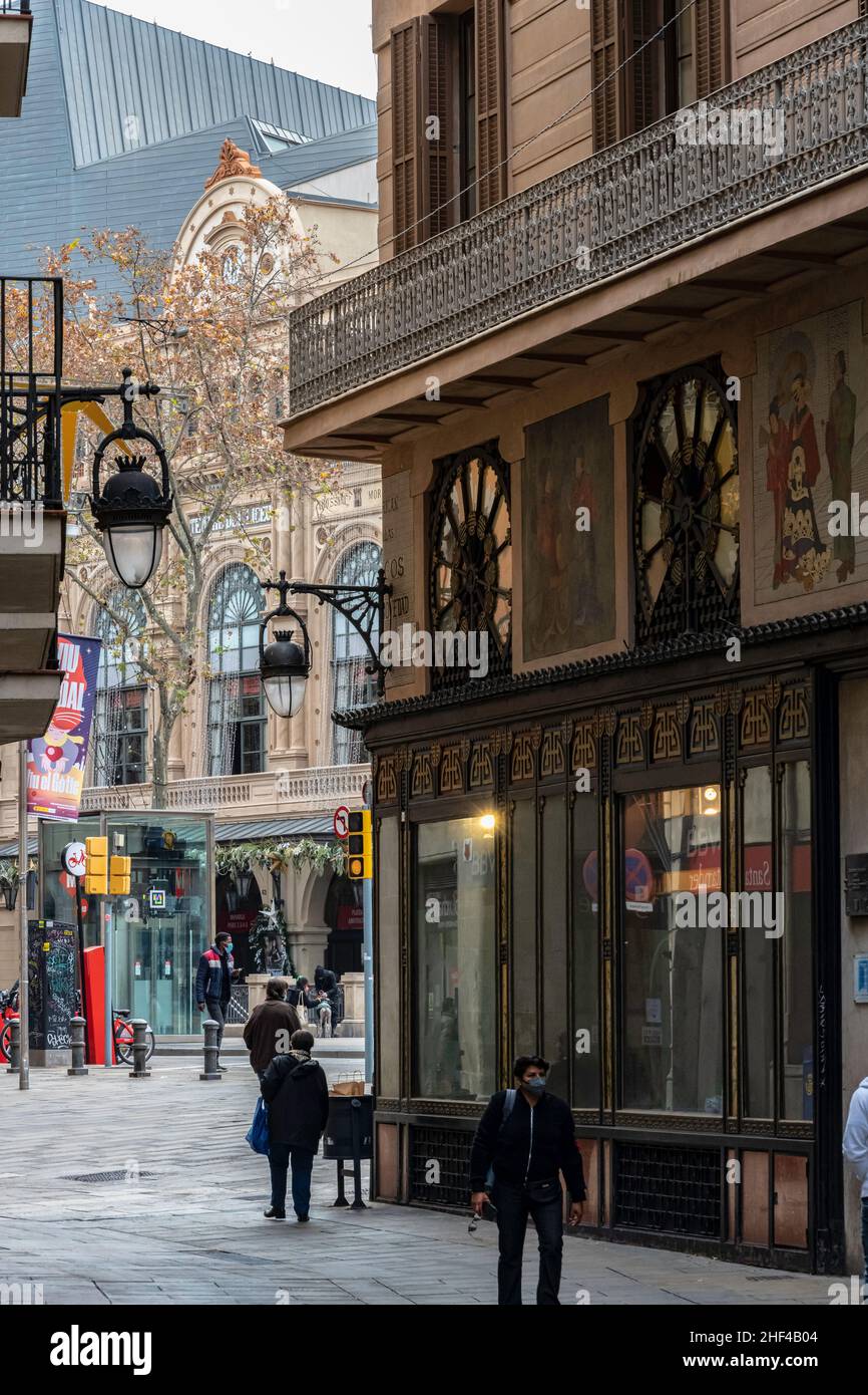 Au coin de Las Ramblas, la promenade la plus populaire de Barcelone, avec l'Opéra Liceu, Catalogne, Espagne. Banque D'Images
