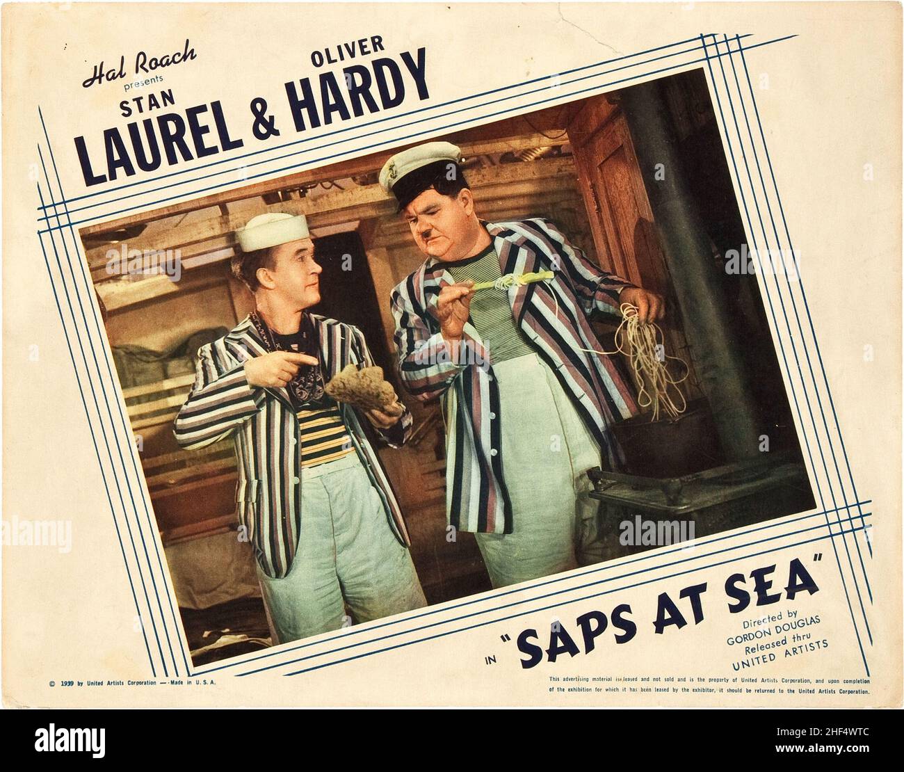 OLIVER HARDY et STAN LAUREL dans SAPS AT SEA (1940), dirigé par GORDON DOUGLAS.Credit: Au/HAL ROACH / Album Banque D'Images