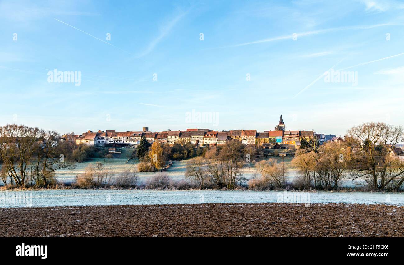 Vieille ville médiévale de la moitié timbred mur construire des maisons dans la lumière du matin à Idstein Walsdorf Banque D'Images