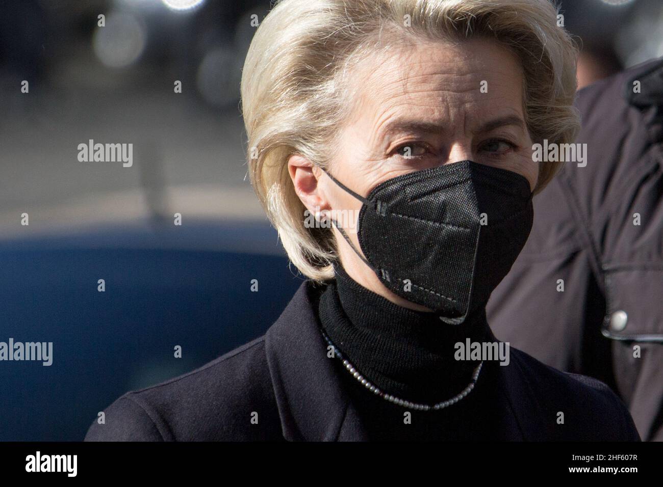 Rome, Italie.14th janvier 2022.Ursula von der Leyen, présidente de la Commission européenne, assiste aux funérailles d'État du président du Parlement européen, David Sassoli, dans la basilique Santa Maria degli Angeli e dei Martiri, à Rome.David Sassoli meurt le 11th janvier 2022 à l'âge de 65 ans après une « fonction de son système immunitaire ».Crédit : LSF photo/Alamy Live News Banque D'Images