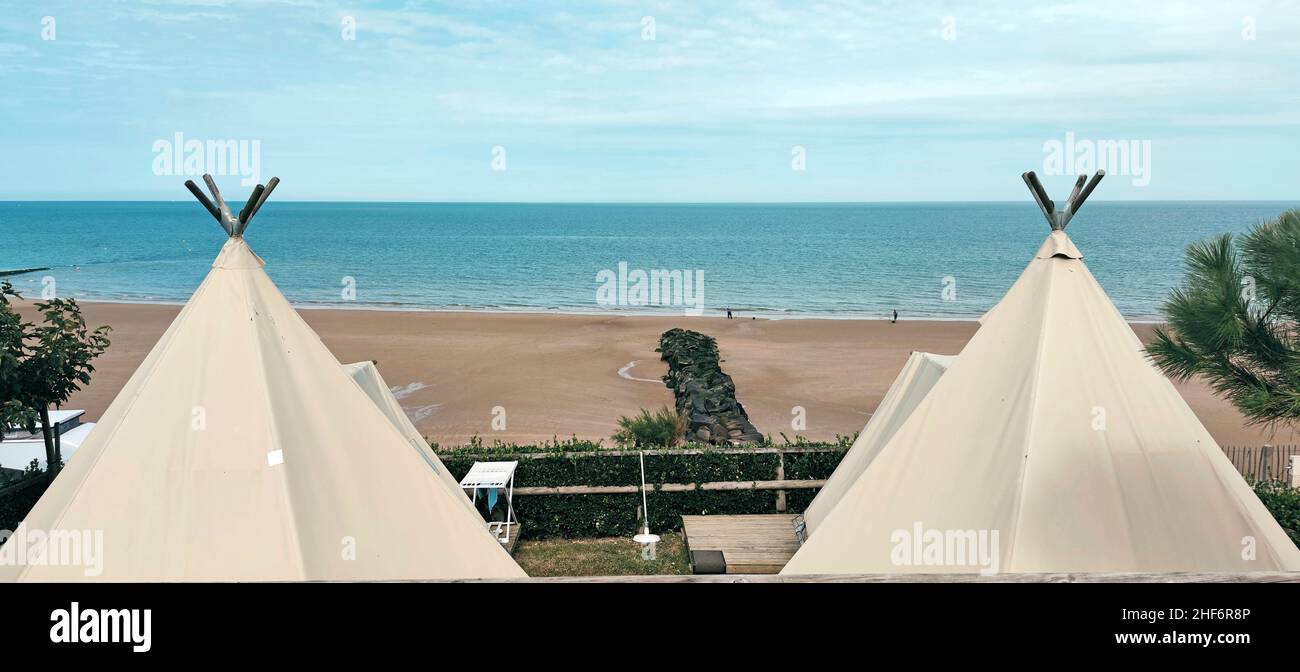 Belle vue du camping sur la plage de Houlgate, Normandie, France Photo  Stock - Alamy
