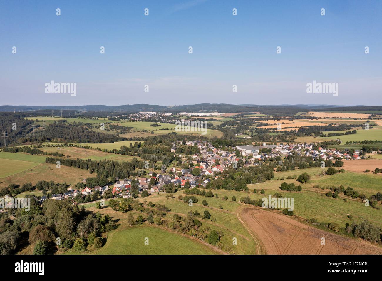 Allemagne, Thuringe, Großbreitenbach (en arrière-plan), Böhlen, paysage, champs, plateau,vue d'ensemble, vue aérienne Banque D'Images