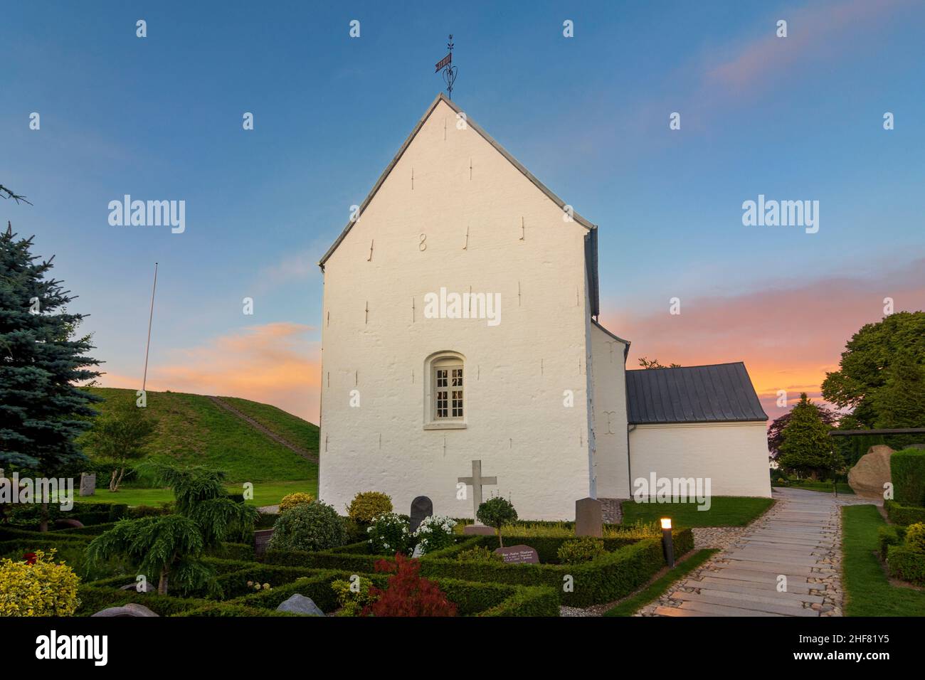 Vejle, église, cimetière, Nort Mound à Jelling, Jylland, Jutland, Danemark Banque D'Images