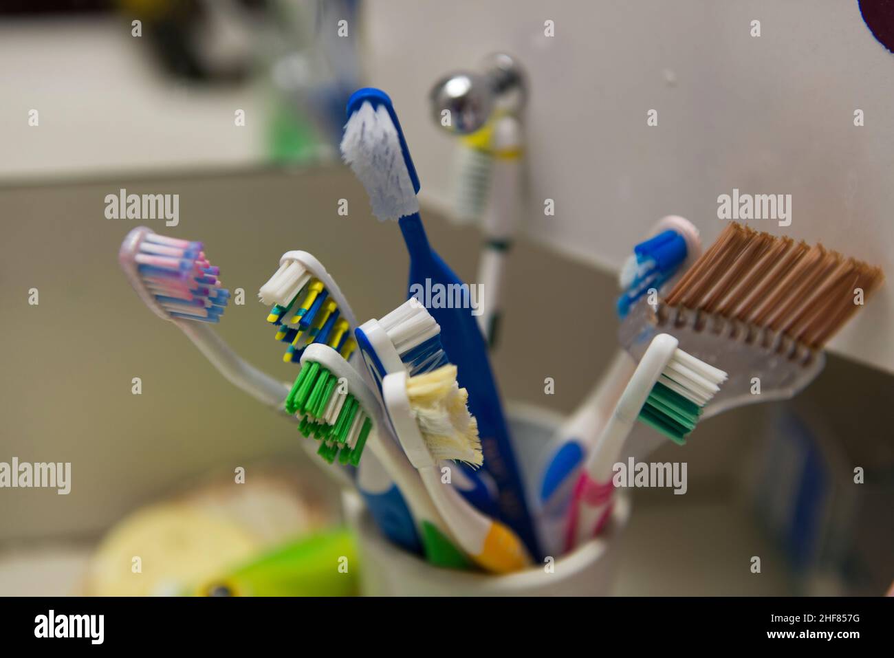 Brosses à dents, bain, soins dentaires Banque D'Images