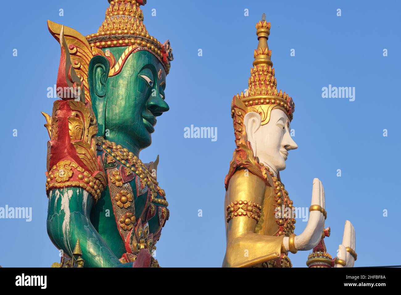 Statues bizarres à Wat Khun Chan, Phasi Charoen, Thonburi, Bangkok, Thaïlande,Un temple dédié à Rahu, le Dieu des Ténèbres Banque D'Images