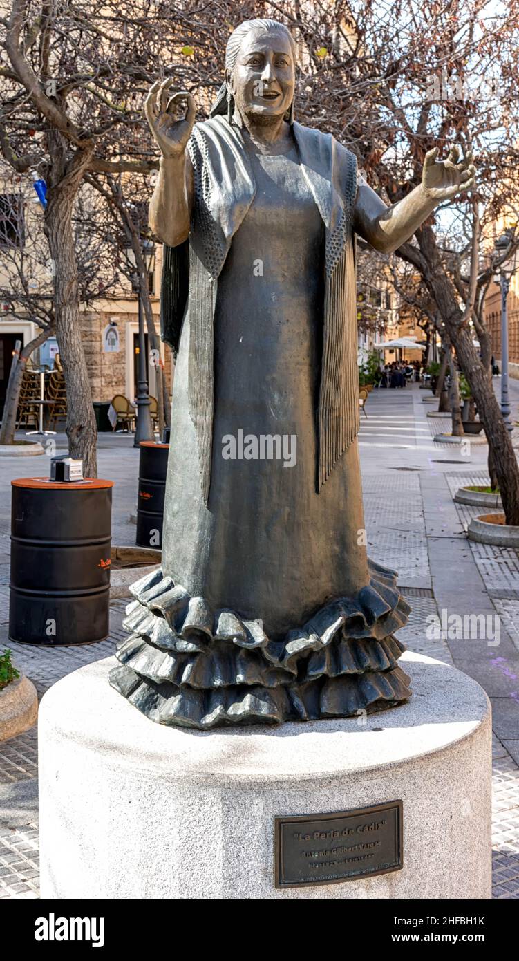 Estatua homenaje a Antonia Vargas la Perla de Cádiz, Espagne Banque D'Images