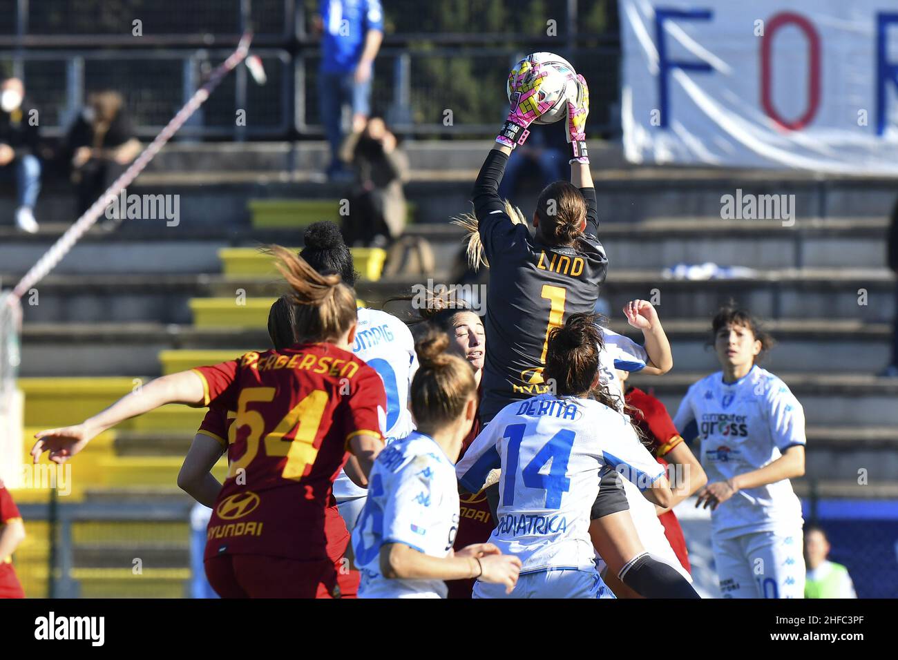Emma Lind de A.S. Roma Women pendant les 12th jours de la série A Championship entre A.S. Roma Women et Empoli F.C.Mesdames au stadio Tre Fontane le 15th janvier 2022 à Rome, Italie. Banque D'Images