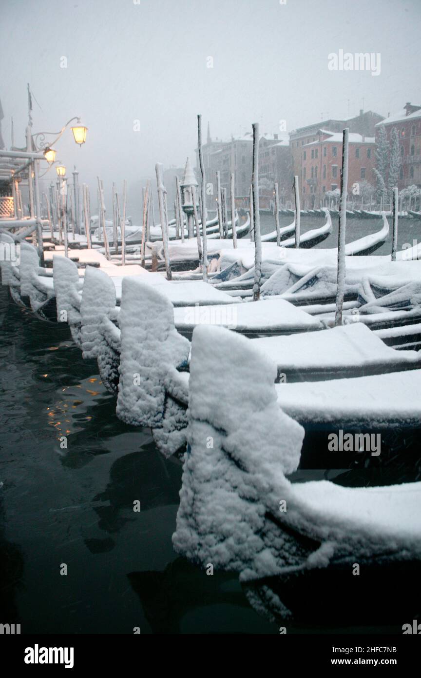 neve, a, venezia, gondole, in,canal, grande Banque D'Images