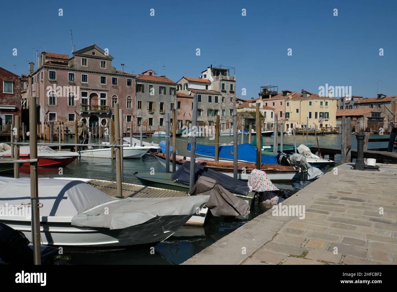 Une vue de Venise lors d'un confinement à travers toute l'Italie imposée pour ralentir l'épidémie de coronavirus, à Venise, Italie, 11 mars 2020.(MVS) Banque D'Images