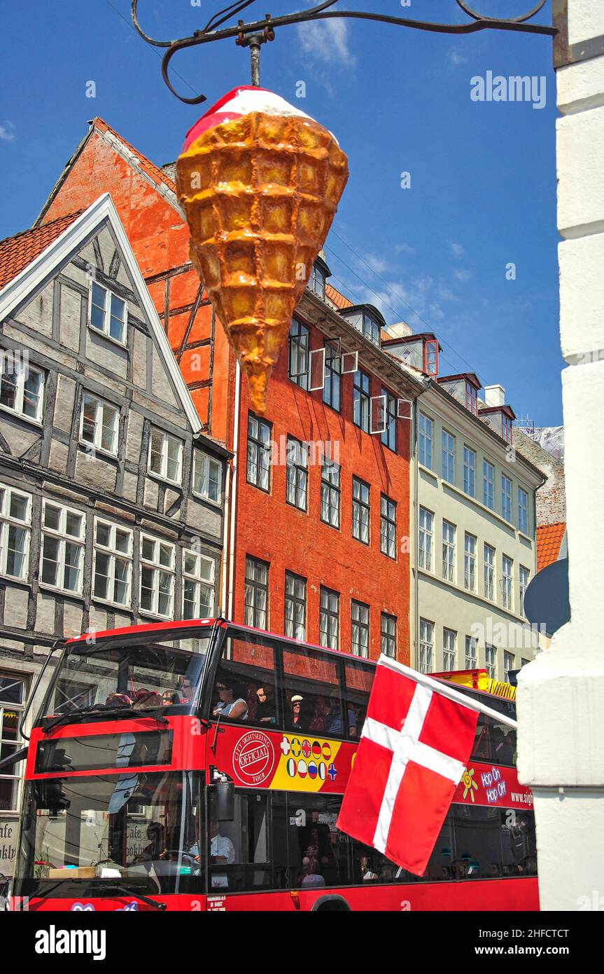 Enseigne de glace extérieure, canal de Nyhavn, Copenhague (Kobenhavn), Royaume du Danemark Banque D'Images