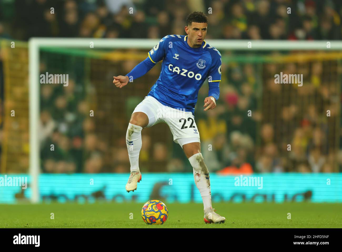 15th janvier 2022 : Carrow Road, Norwich, Norforlk, Angleterre ; Premier League football,Norwich contre Everton; Ben Godfrey d'Everton Banque D'Images