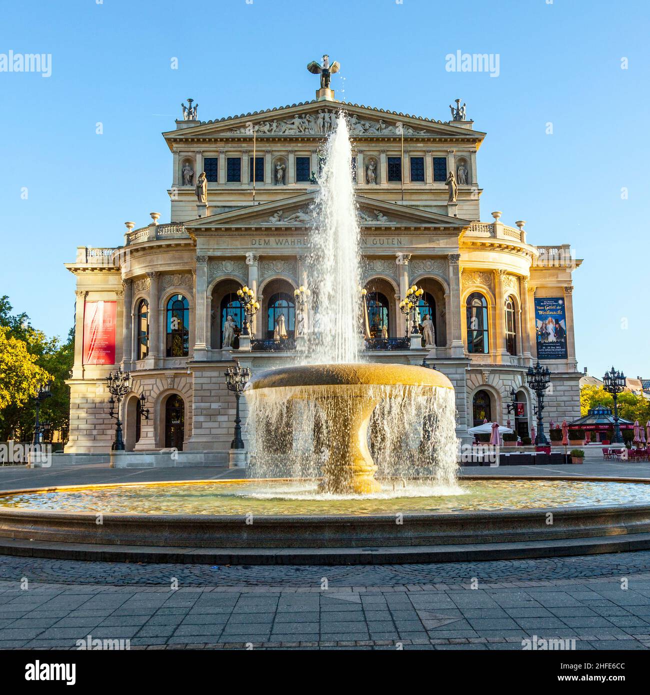 Célèbre Opéra de Francfort, l'Alte Oper, Allemagne Banque D'Images