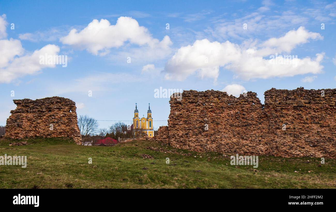 Le château de Kreva est les ruines d'une importante résidence fortifiée des Grands Ducs de Lituanie (Gediminas et Algirdas) dans le village de Kreva, en Biélorussie Banque D'Images