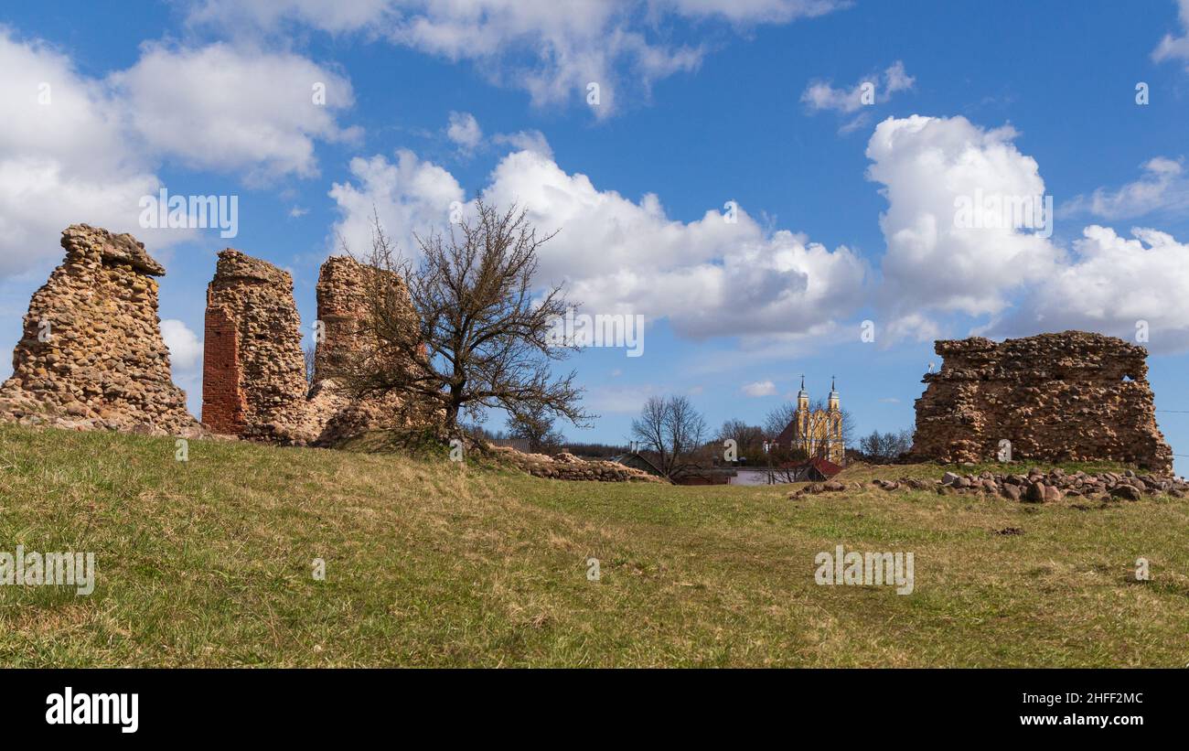 Le château de Kreva est les ruines d'une importante résidence fortifiée des Grands Ducs de Lituanie (Gediminas et Algirdas) dans le village de Kreva, en Biélorussie Banque D'Images