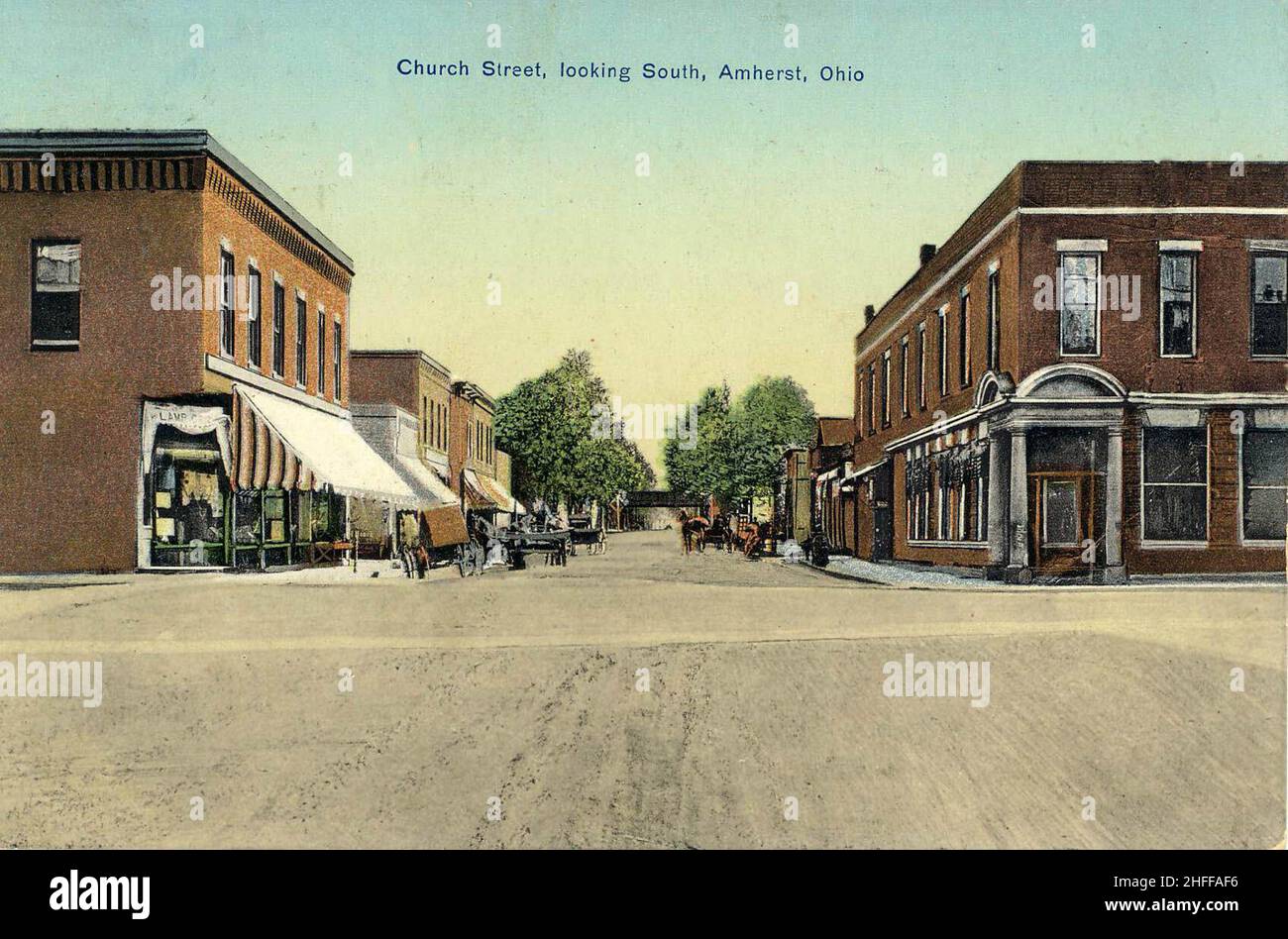 Church Street, en direction du sud à Amherst, Ohio, 1910s Banque D'Images