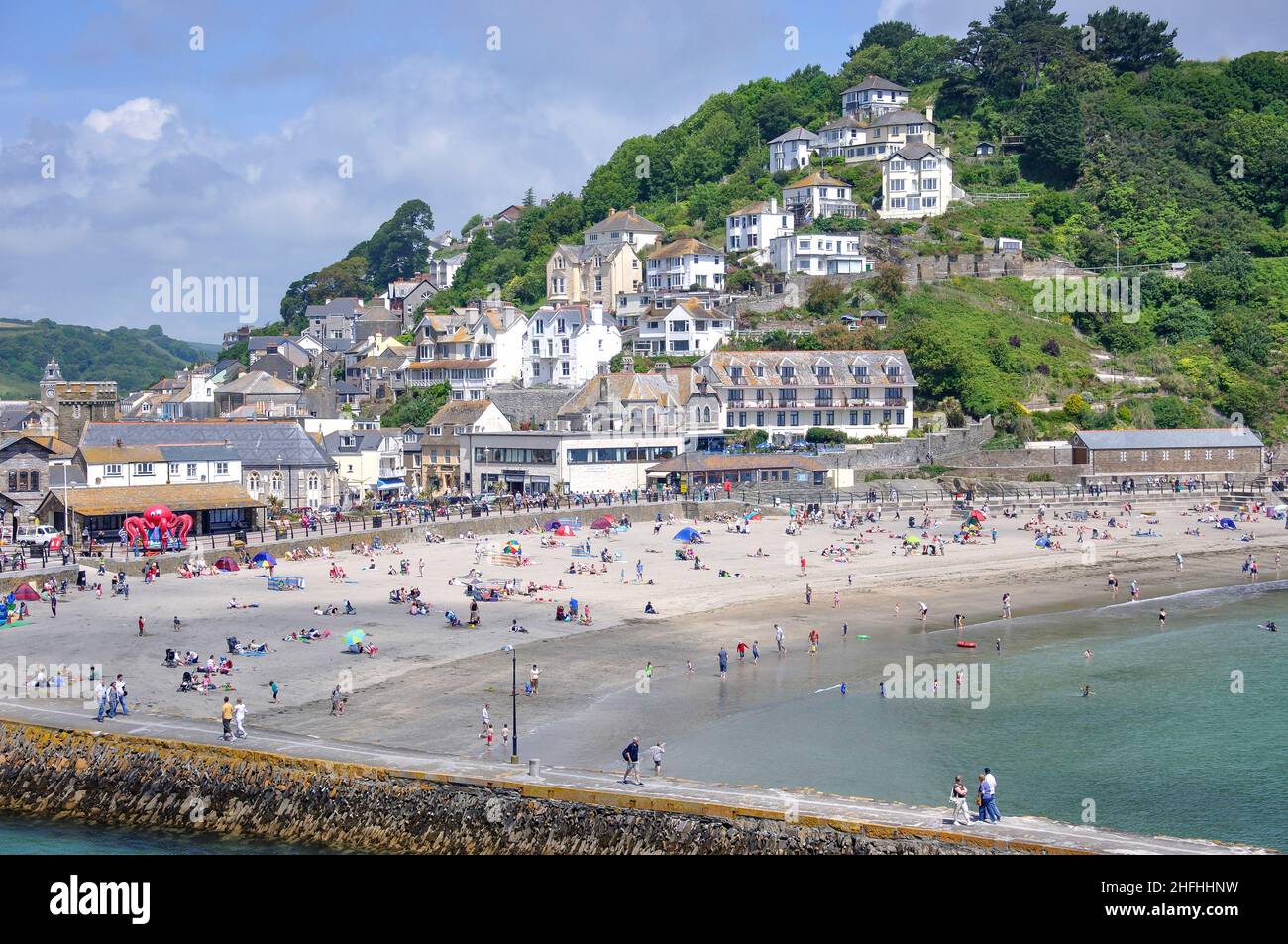 Vue sur la plage, Looe, Cornwall, Angleterre, Royaume-Uni Banque D'Images