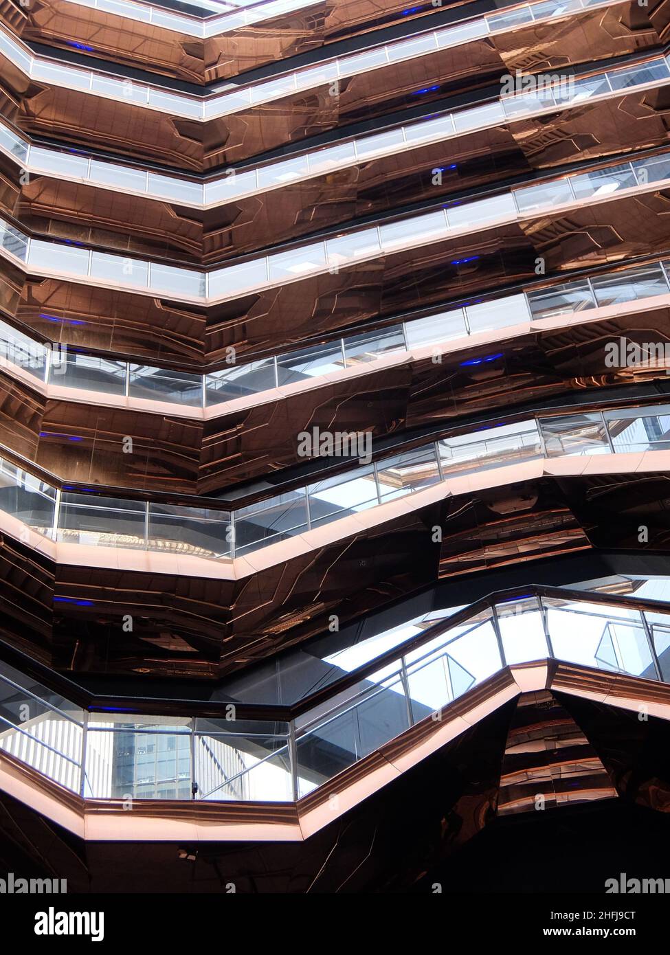 Le navire, par Thomas Heatherwick à New York.Le navire est une structure de 16 étages de 150 pieds de hauteur (46 m) d'escaliers reliés entre les bâtiments de H Banque D'Images