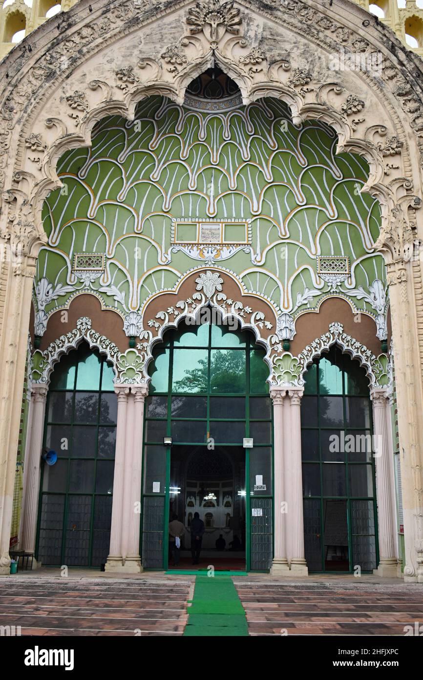 Intérieur de Jama Masjid construit par Nawab Mohammad Ali Shah Bahadur in1839.ITIS l'un des plus anciens sites historiques de Lucknow, Uttar Pradesh. Banque D'Images